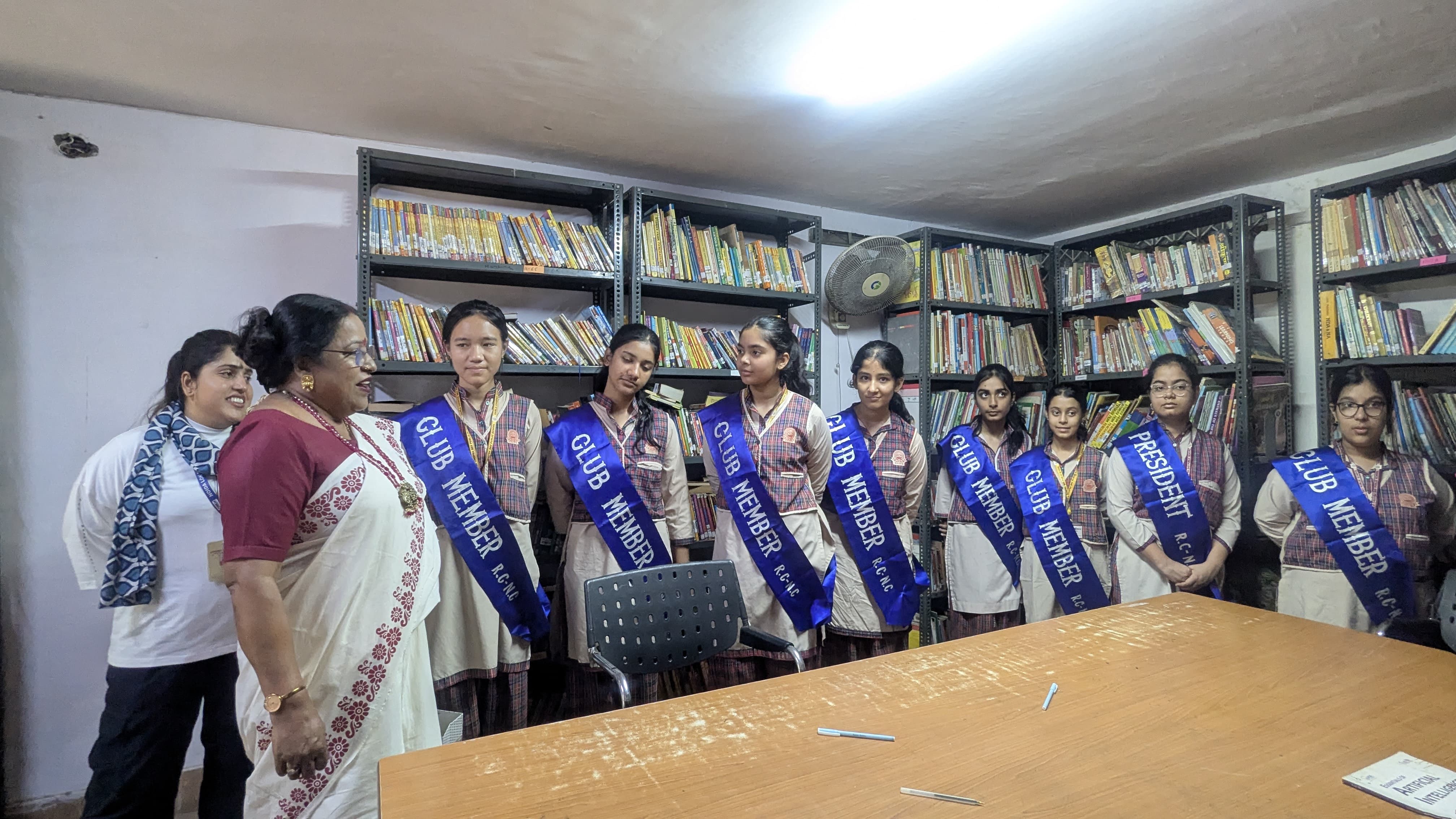 	/File/17/AXF_Book donation 02.jpeg